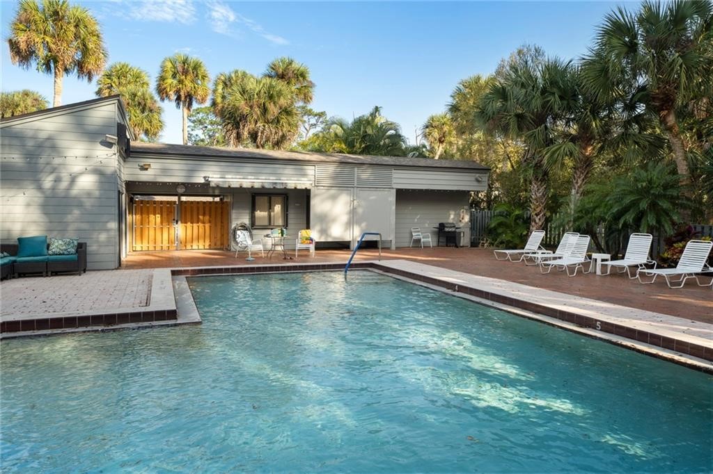 2125 Pine Creek Boulevard 204