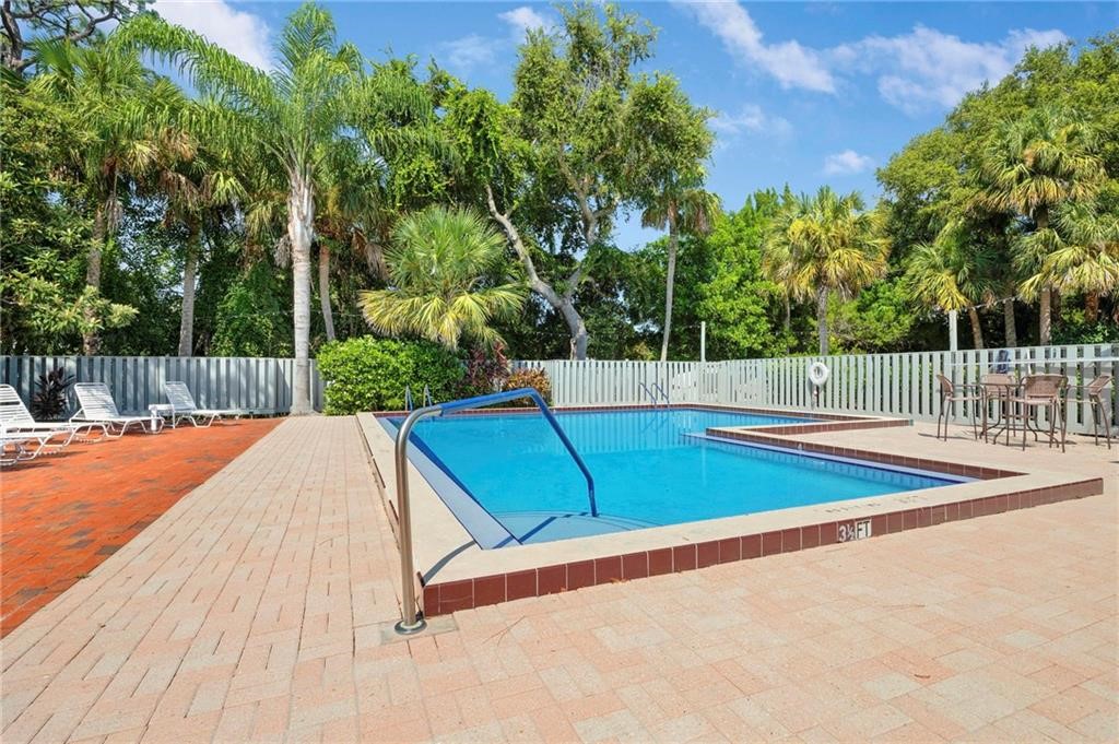2125 Pine Creek Boulevard 204