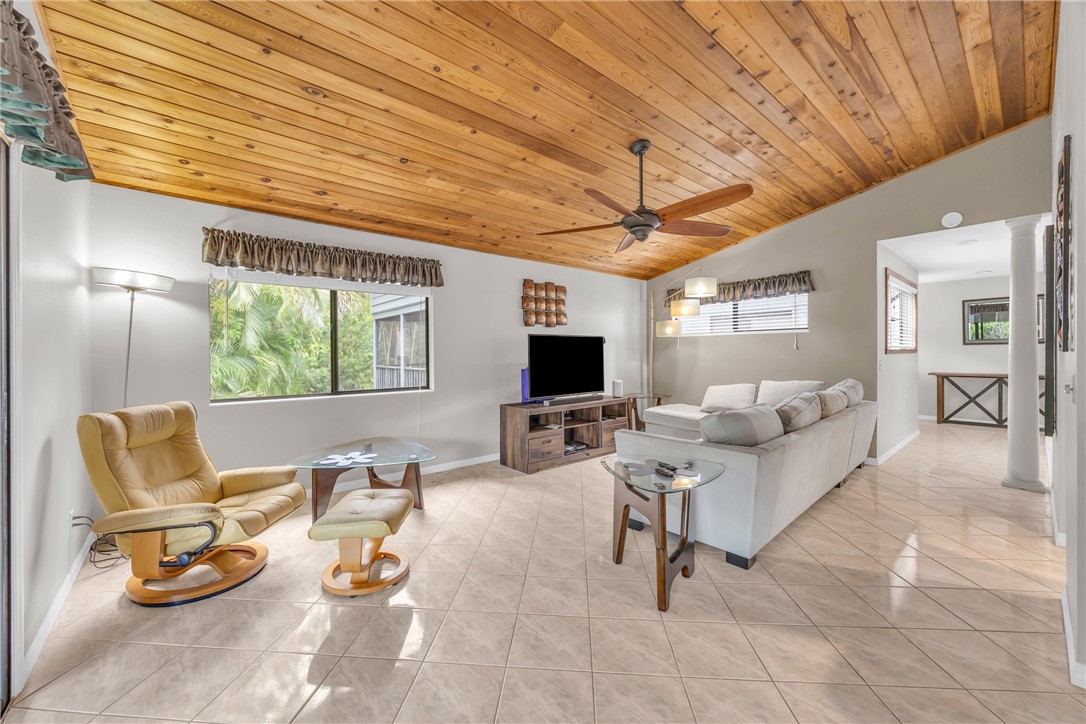 2125 Pine Creek Boulevard 204