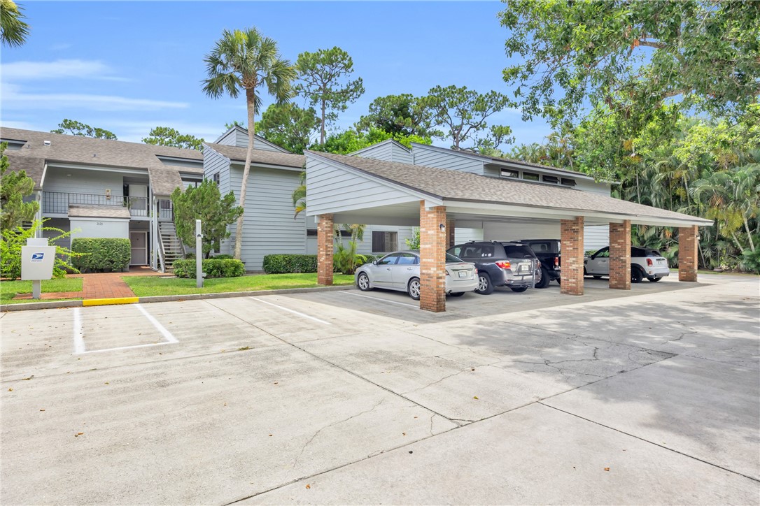 2125 Pine Creek Boulevard 204