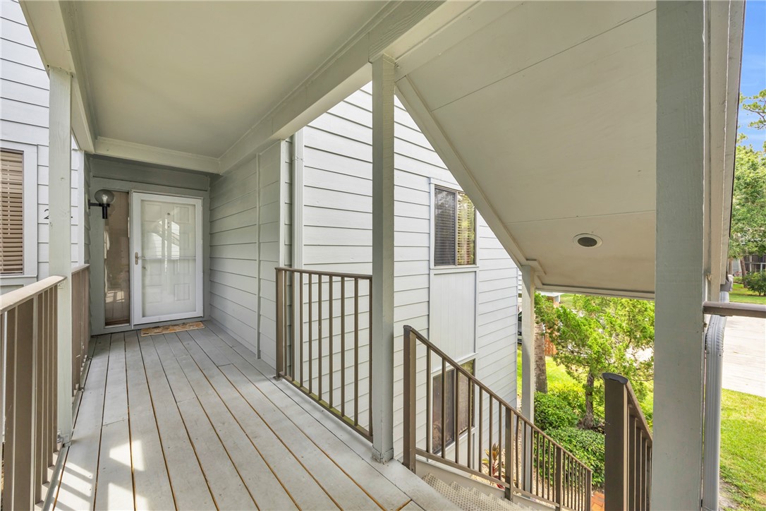 2125 Pine Creek Boulevard 204