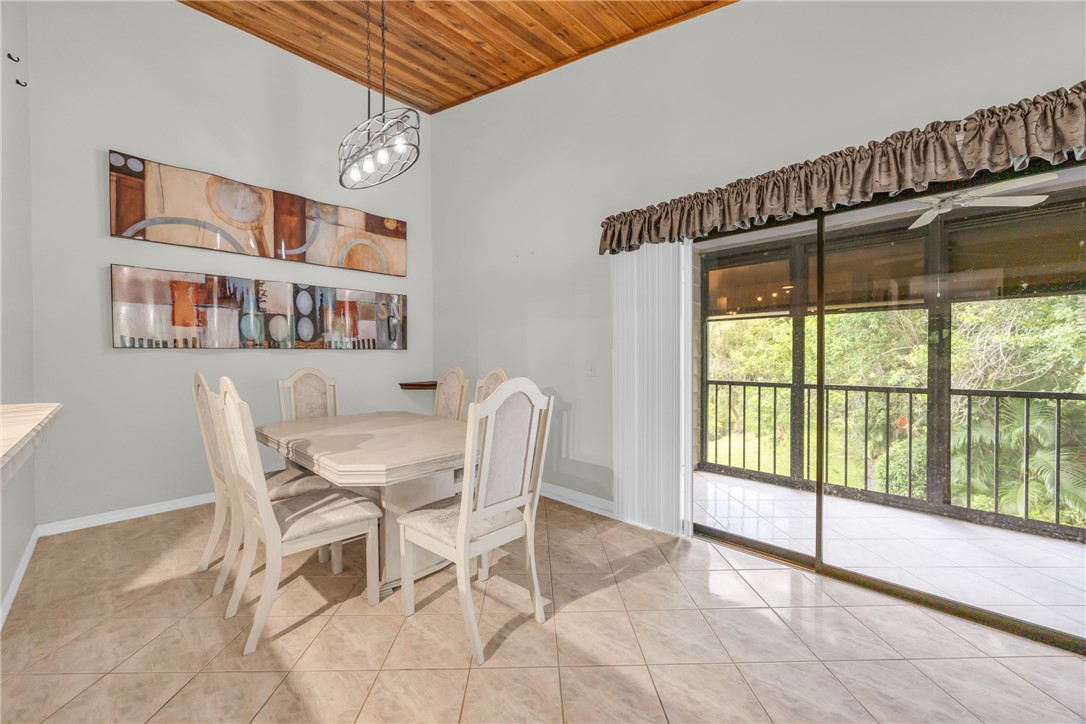 2125 Pine Creek Boulevard 204