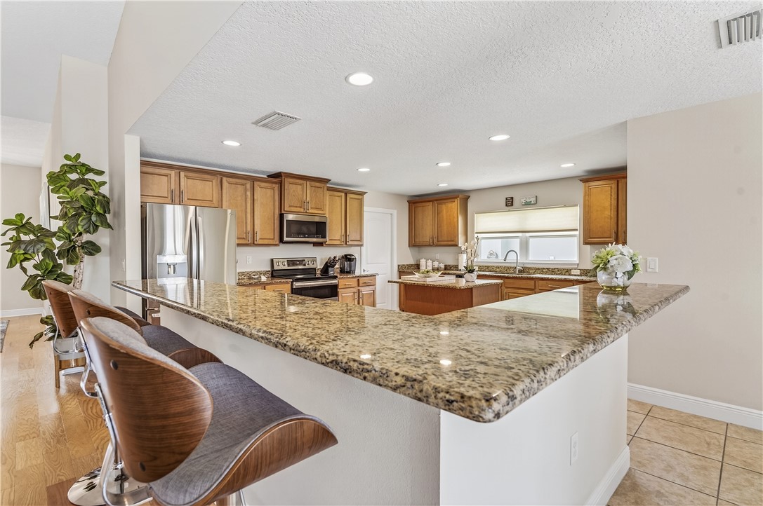 1332 Scarlet Oak Circle