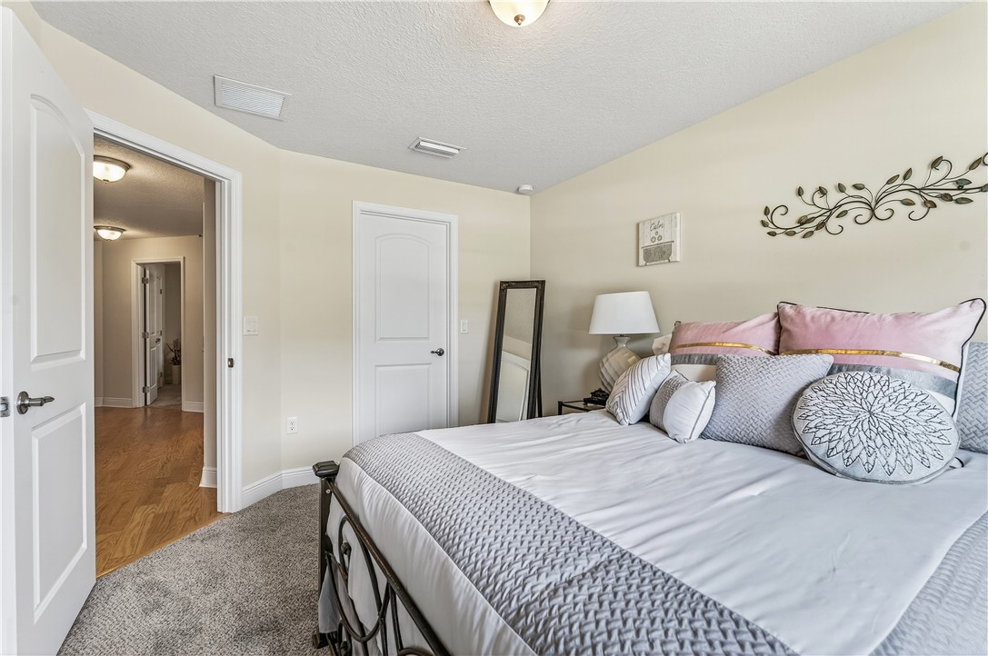 1332 Scarlet Oak Circle