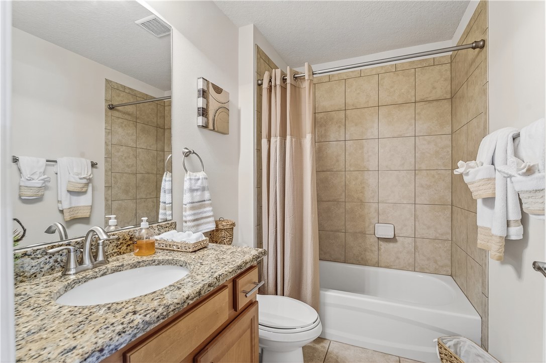 1332 Scarlet Oak Circle