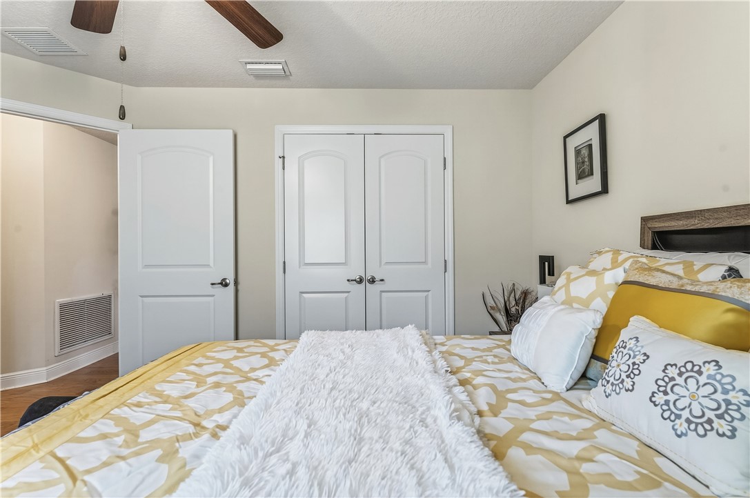 1332 Scarlet Oak Circle