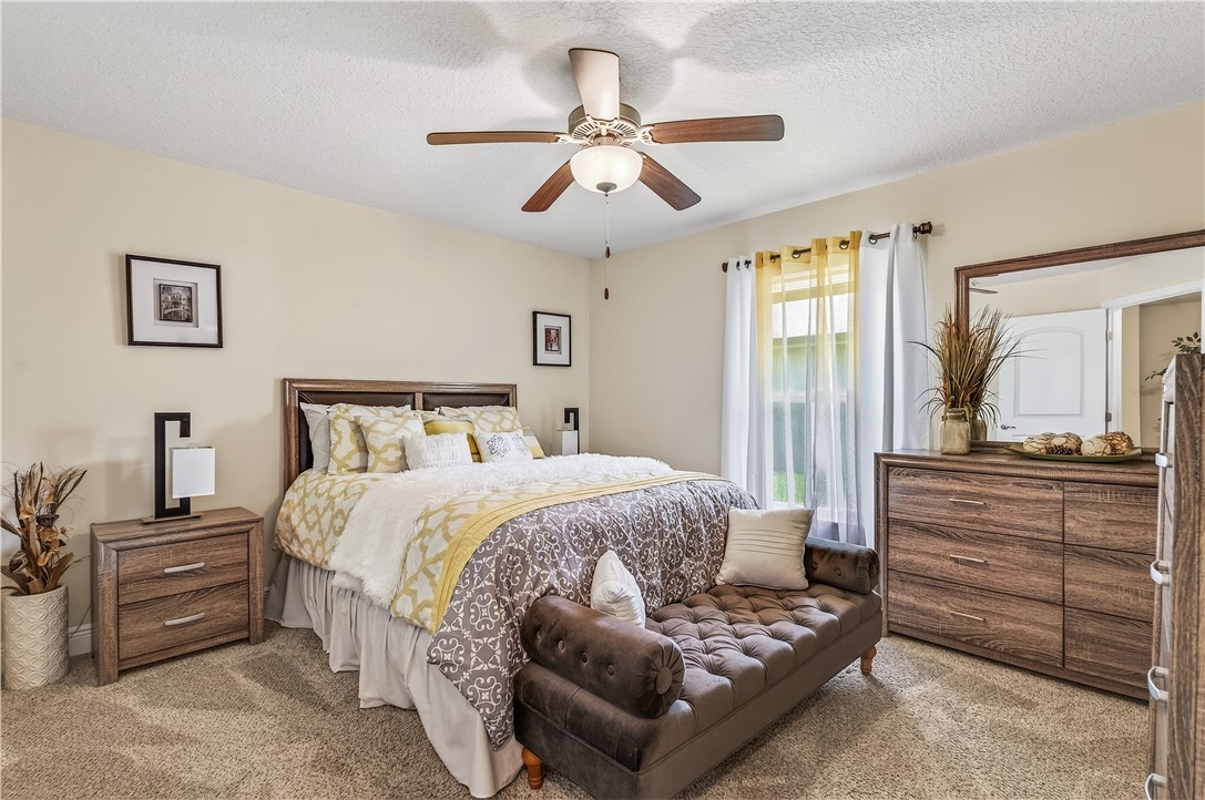 1332 Scarlet Oak Circle