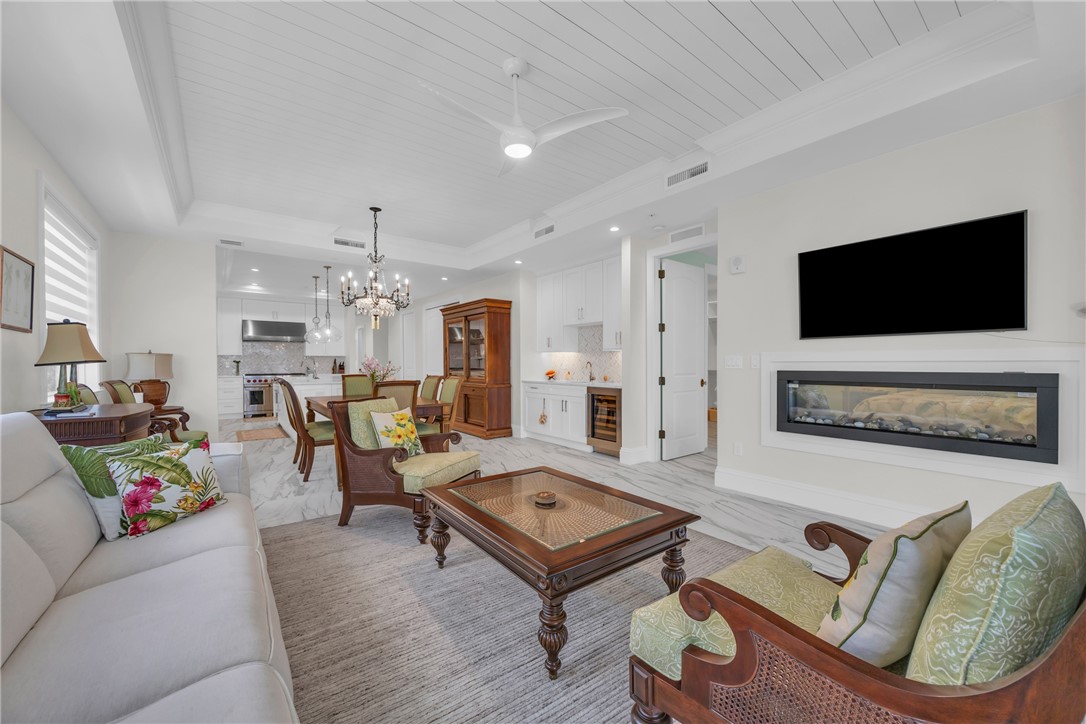 8050 Highway A1A None 201