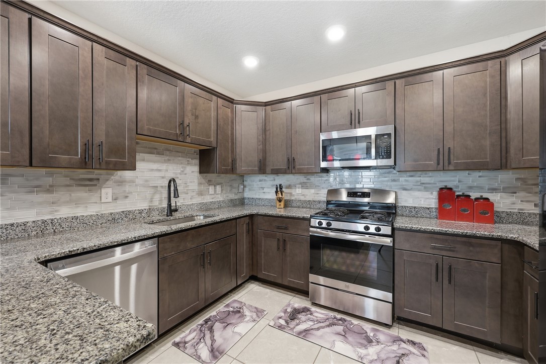 6140 Spicewood Lane