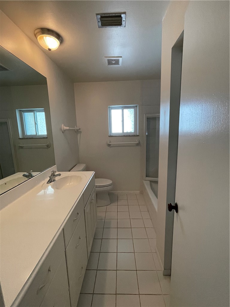 2235 10th Lane