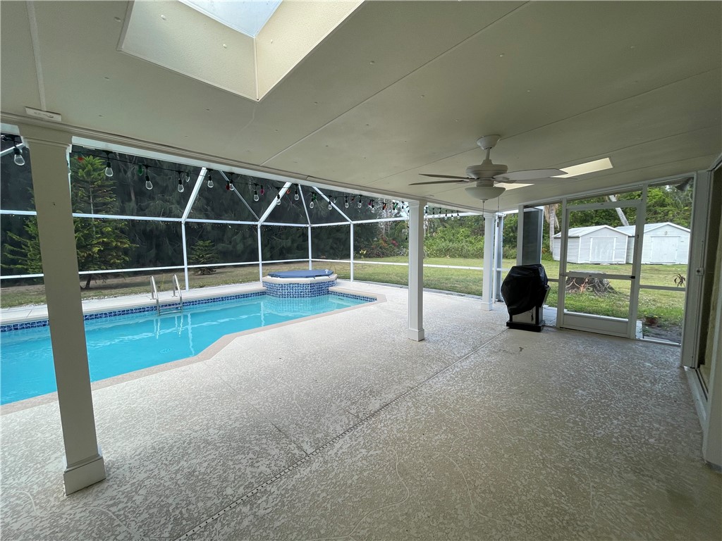 2235 10th Lane