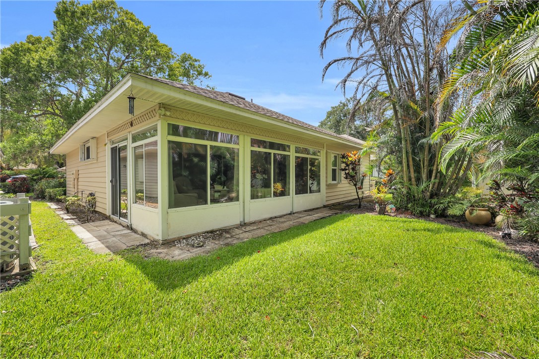 1930 Juniper Terrace