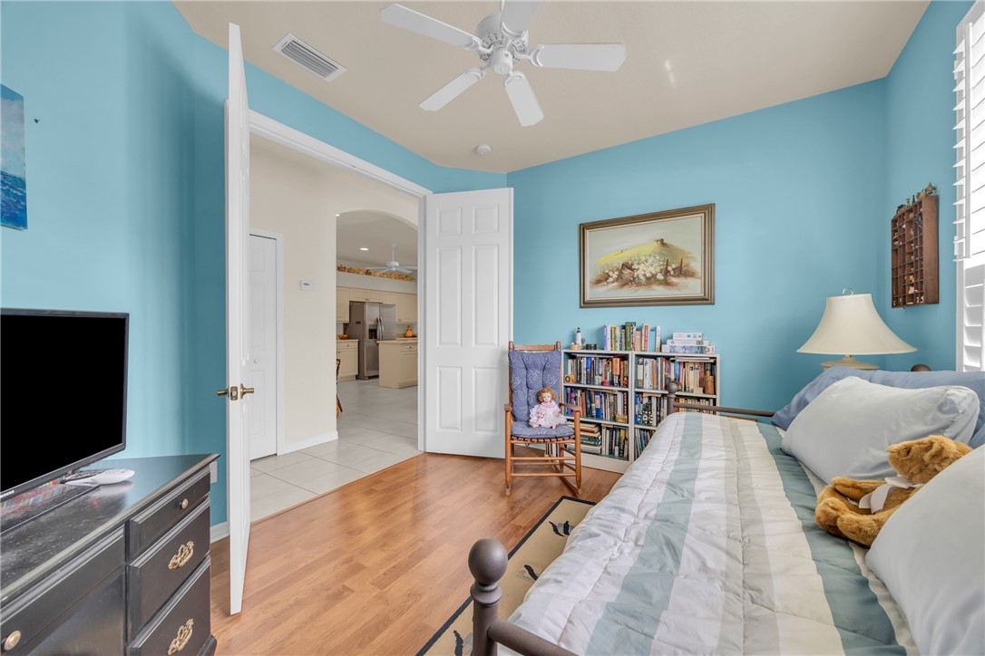 366 S Tangerine Square SW