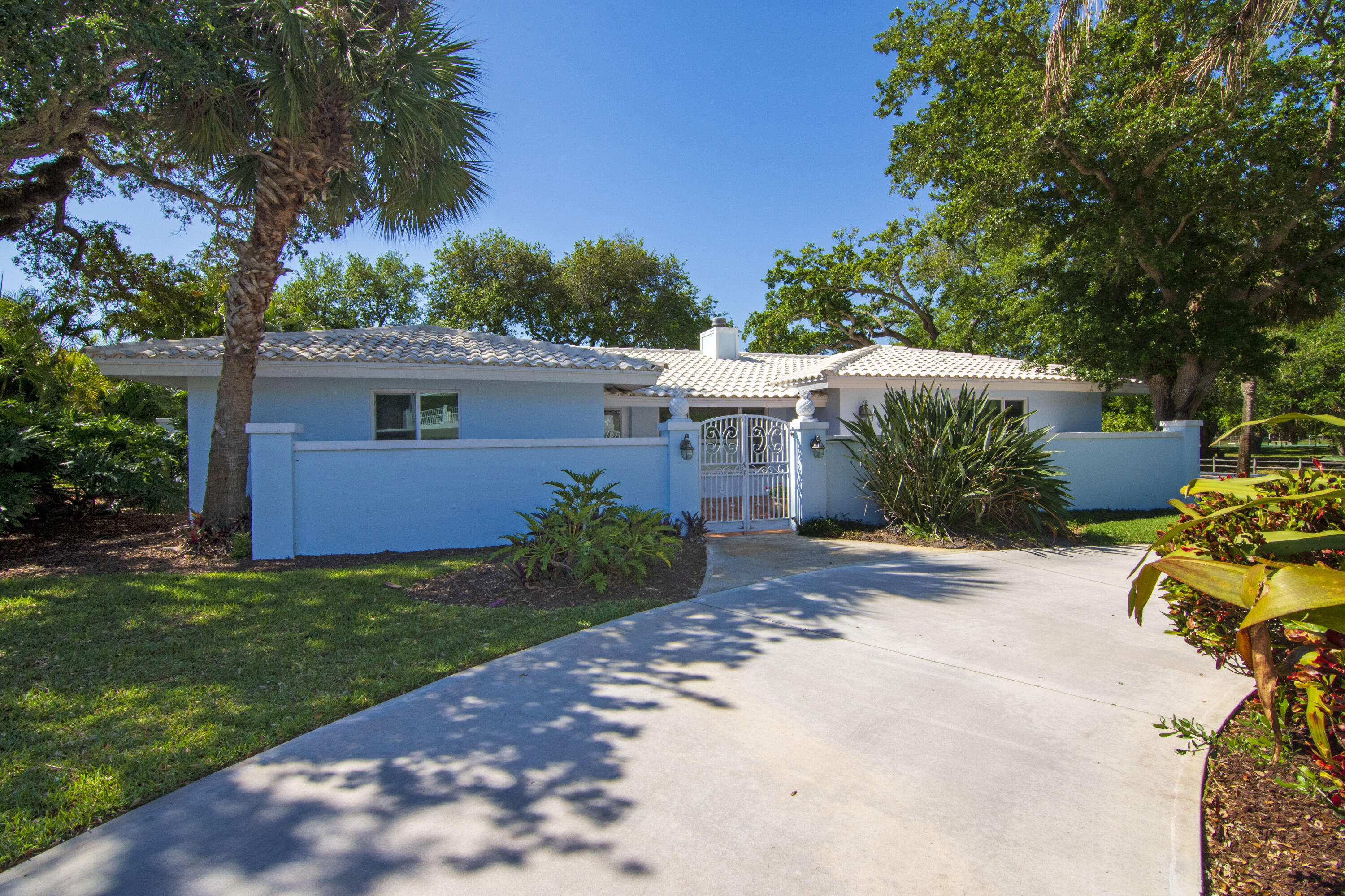 500 Gardenia Lane