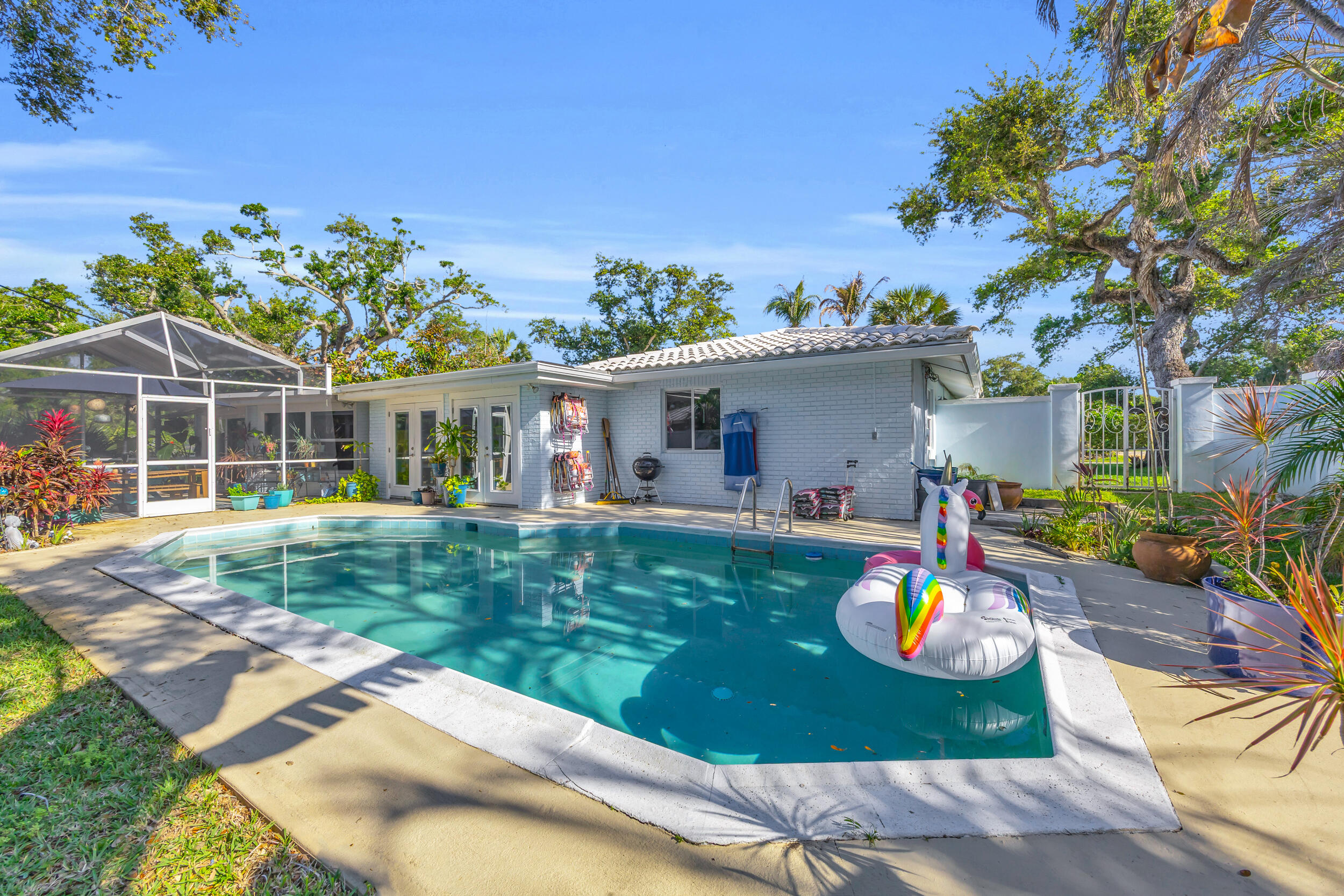 500 Gardenia Lane