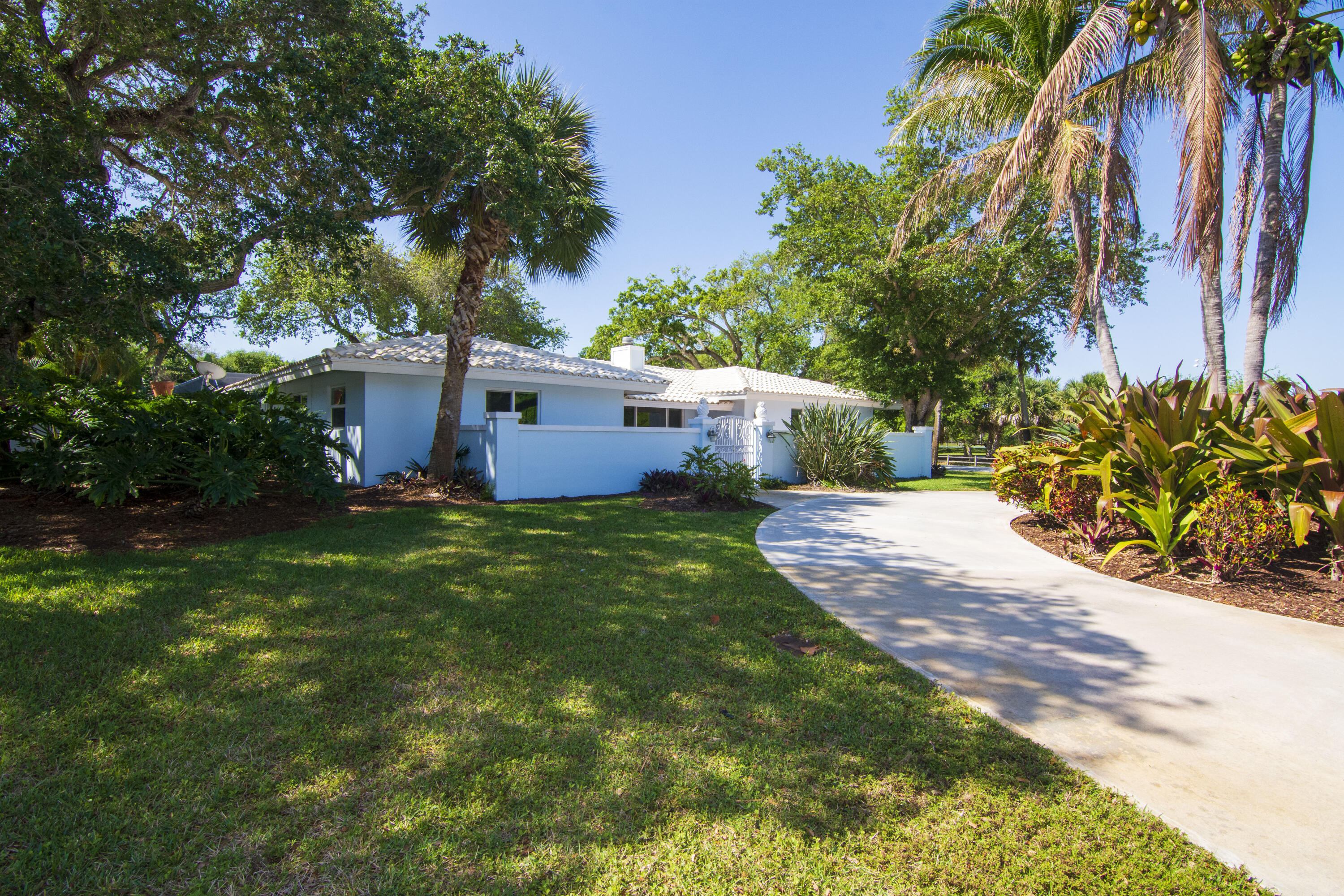 500 Gardenia Lane