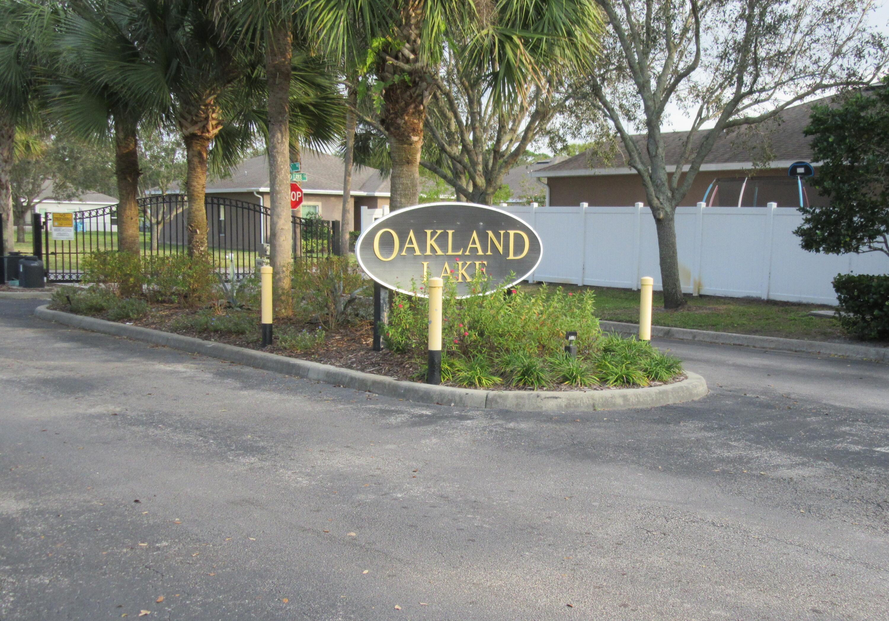 5317 Oakland Lake Circle