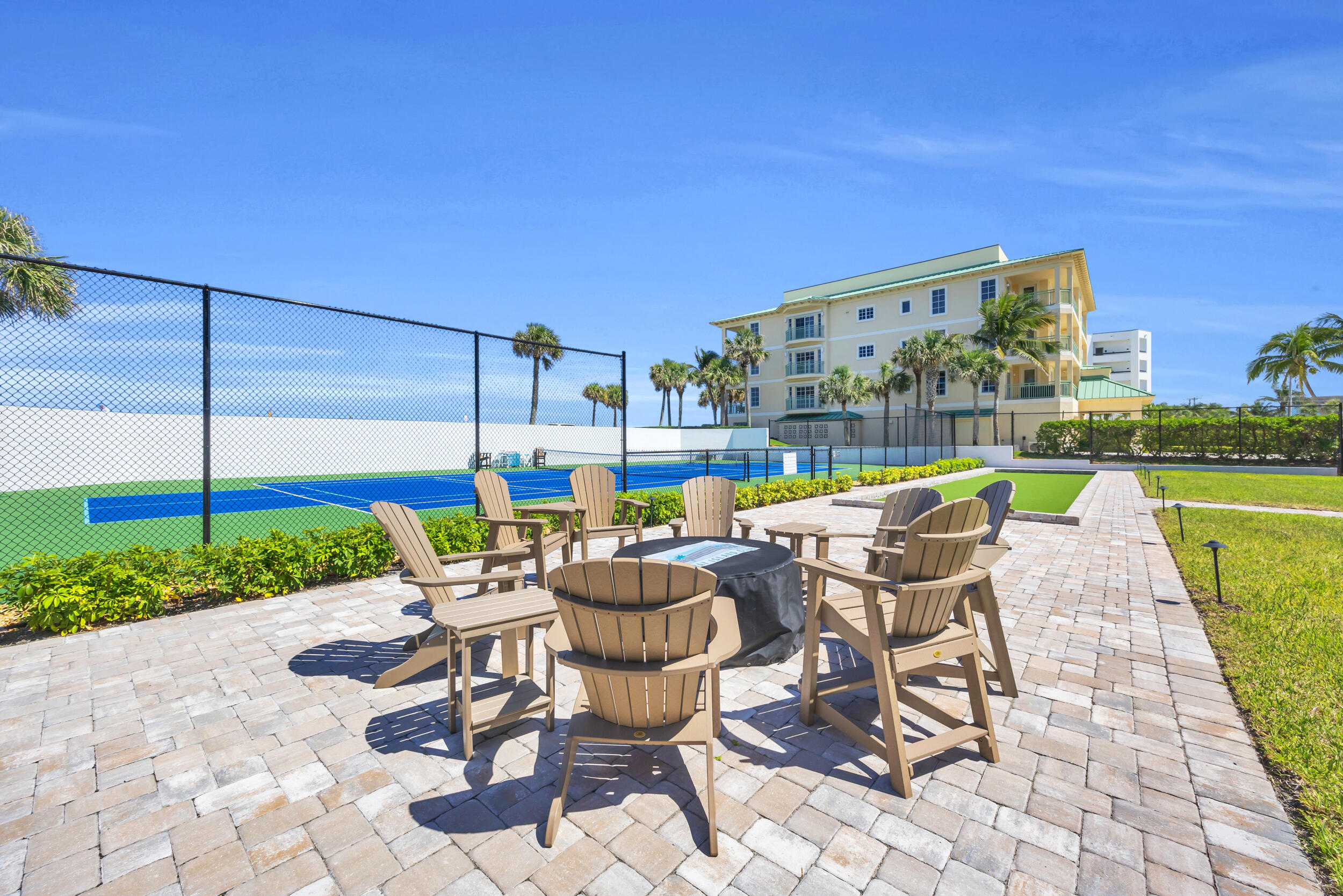4141 Ocean Drive 502