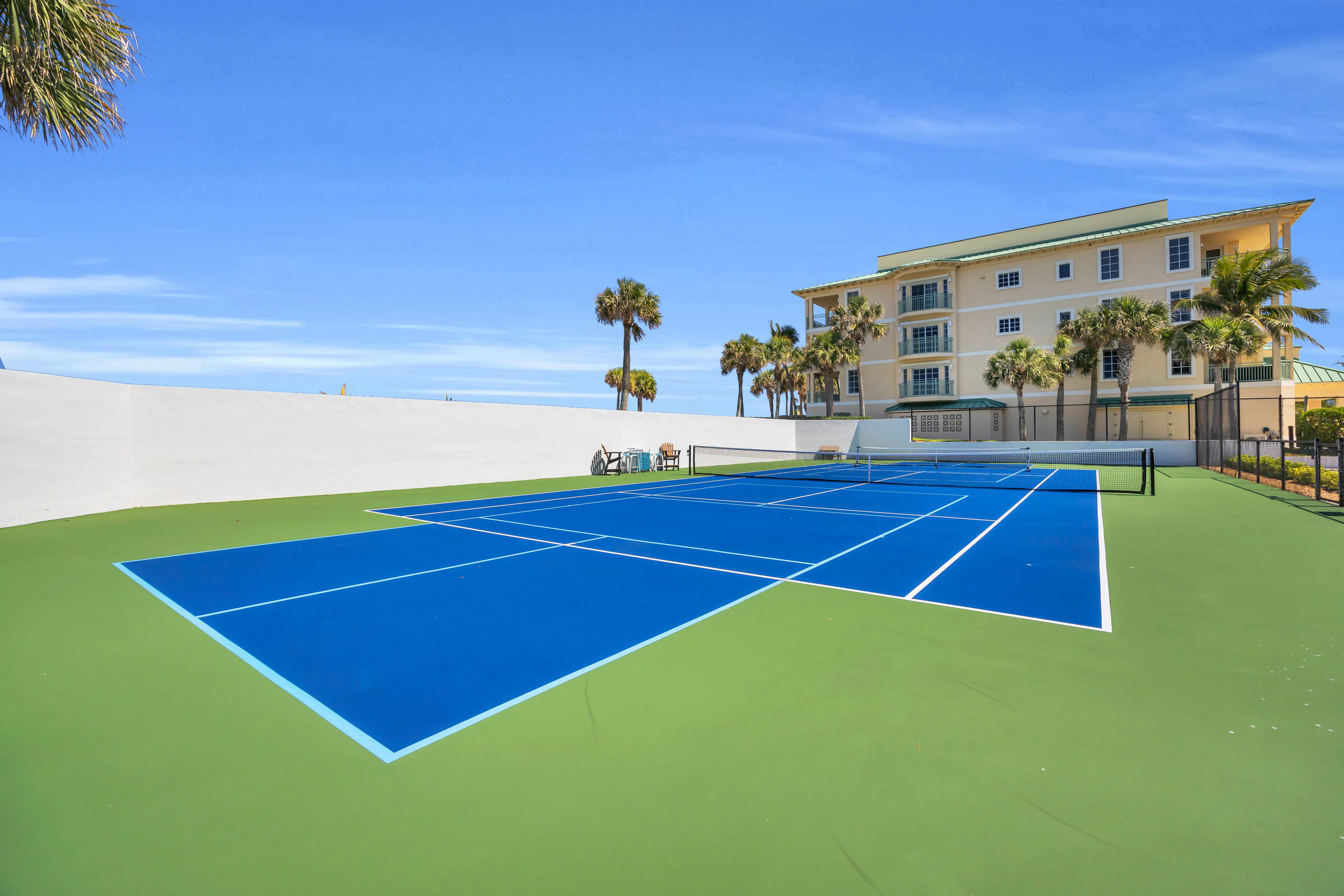4141 Ocean Drive 502
