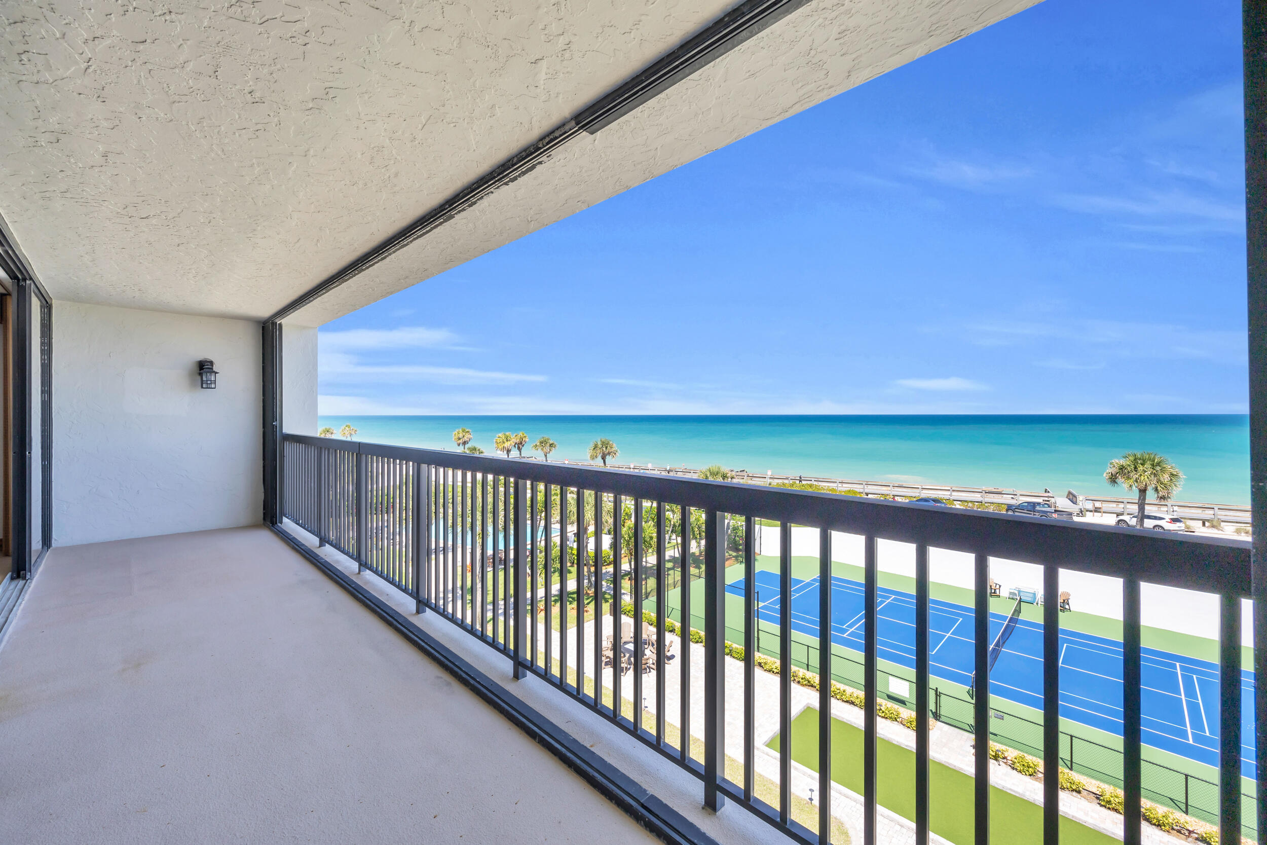 4141 Ocean Drive 502