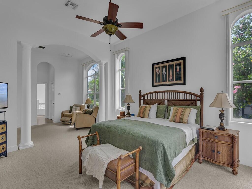 1384 W Island Club Square
