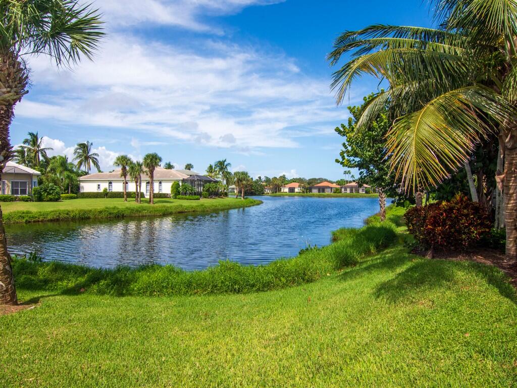 1384 W Island Club Square