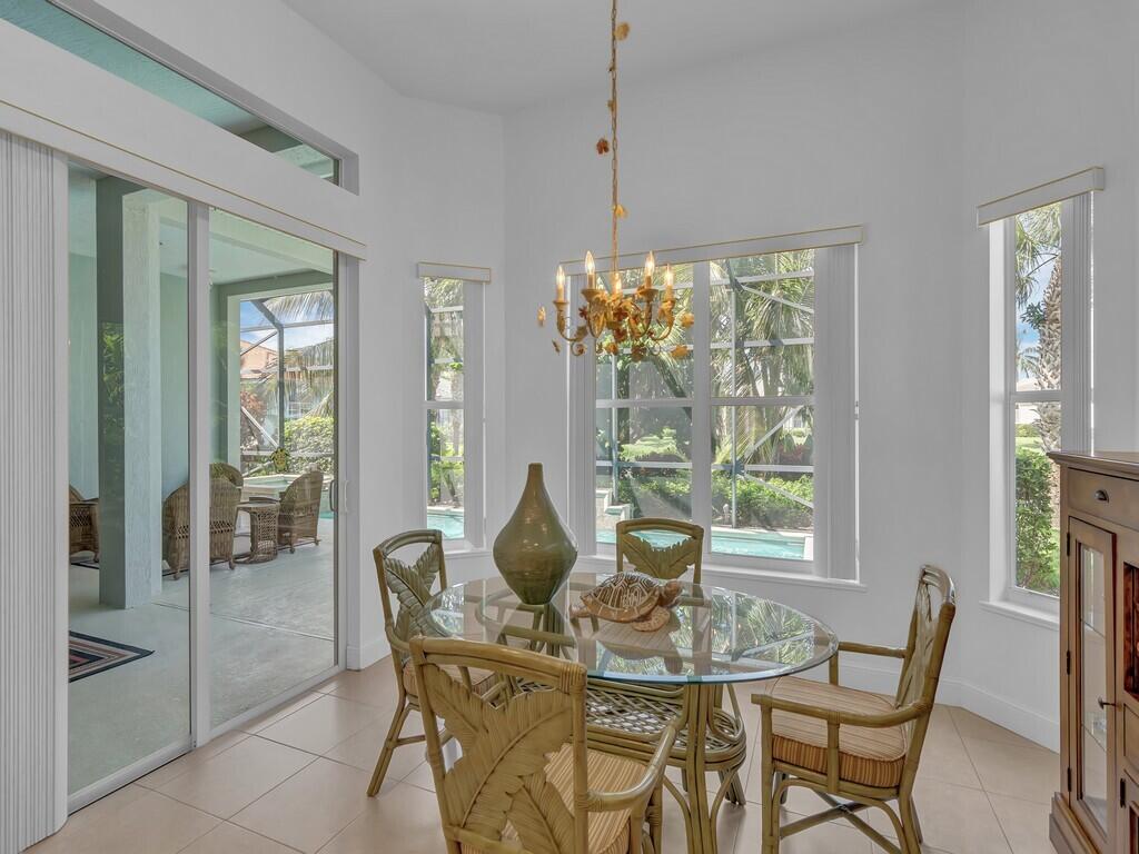 1384 W Island Club Square
