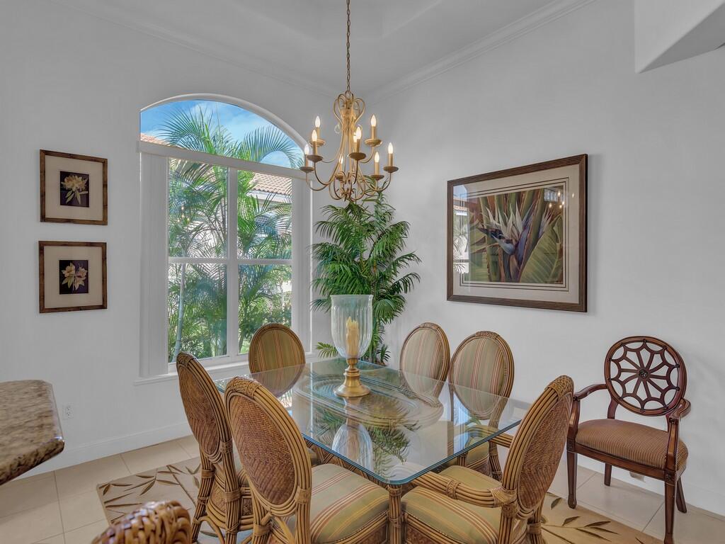 1384 W Island Club Square
