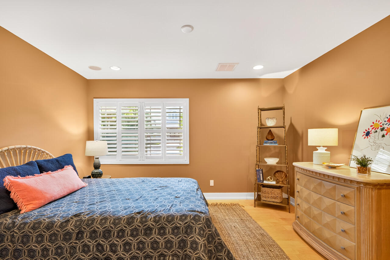 4 Sailfish Road