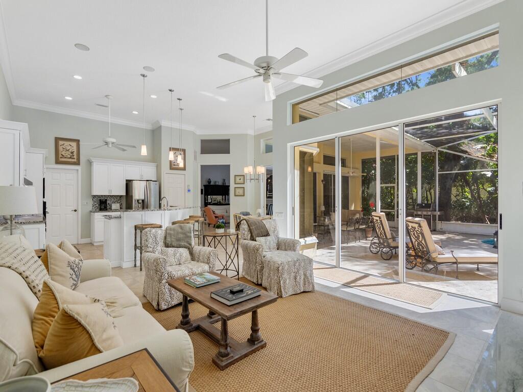 60 La Costa Court