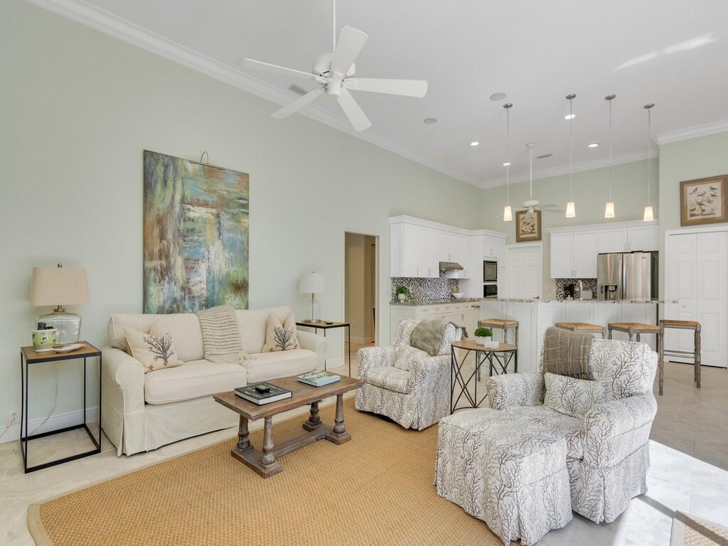60 La Costa Court