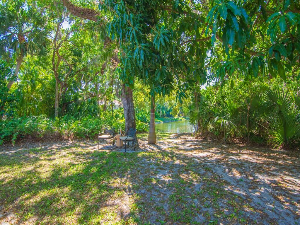 60 La Costa Court