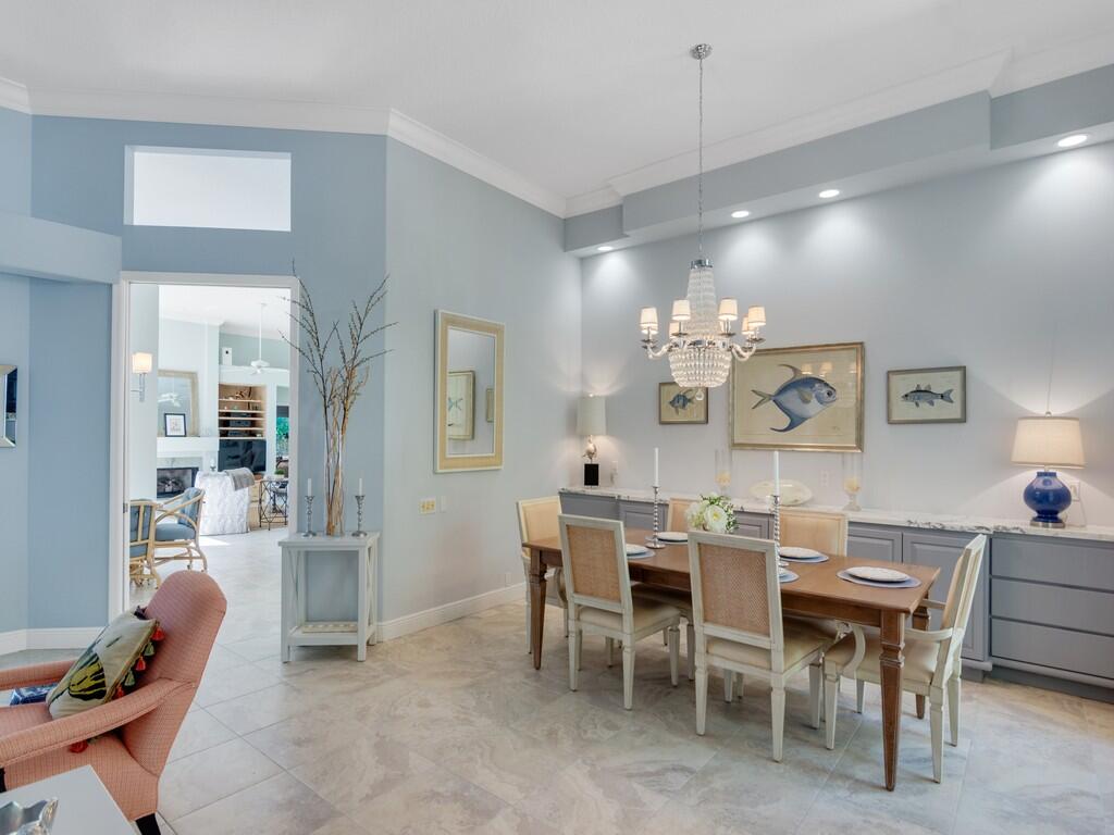 60 La Costa Court