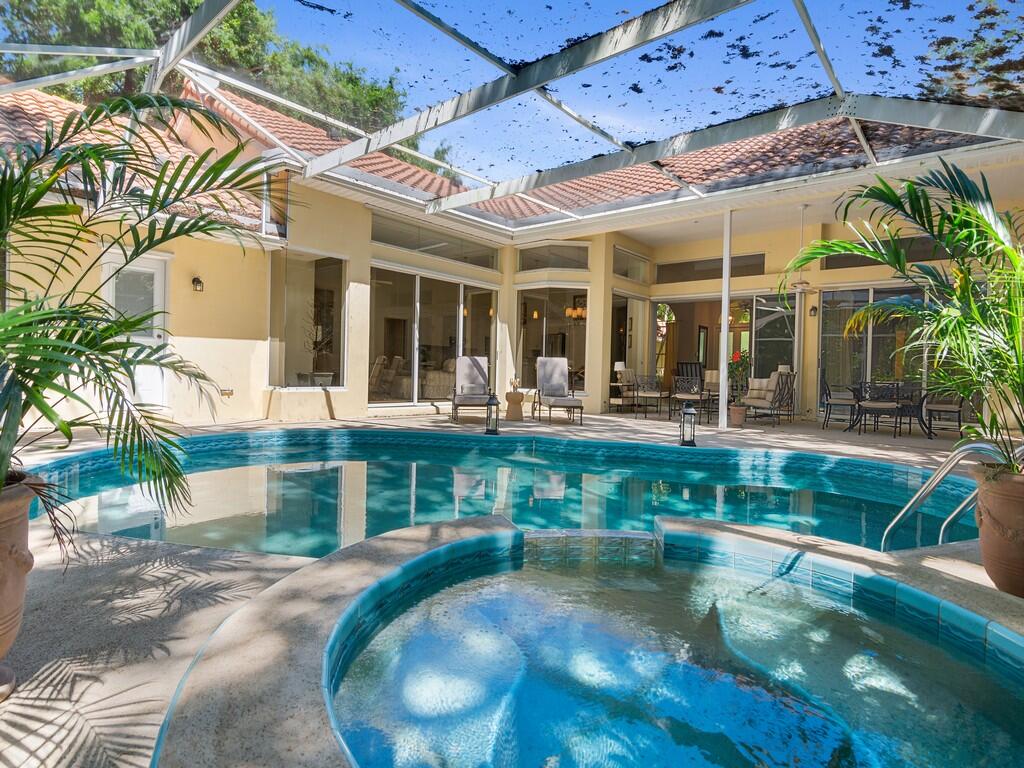 60 La Costa Court