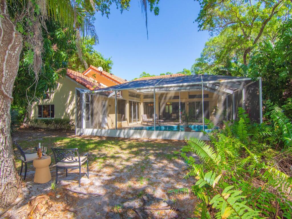 60 La Costa Court