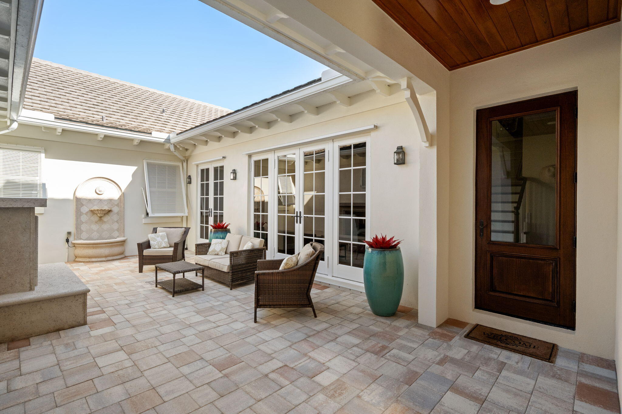 100 Palm Island Lane