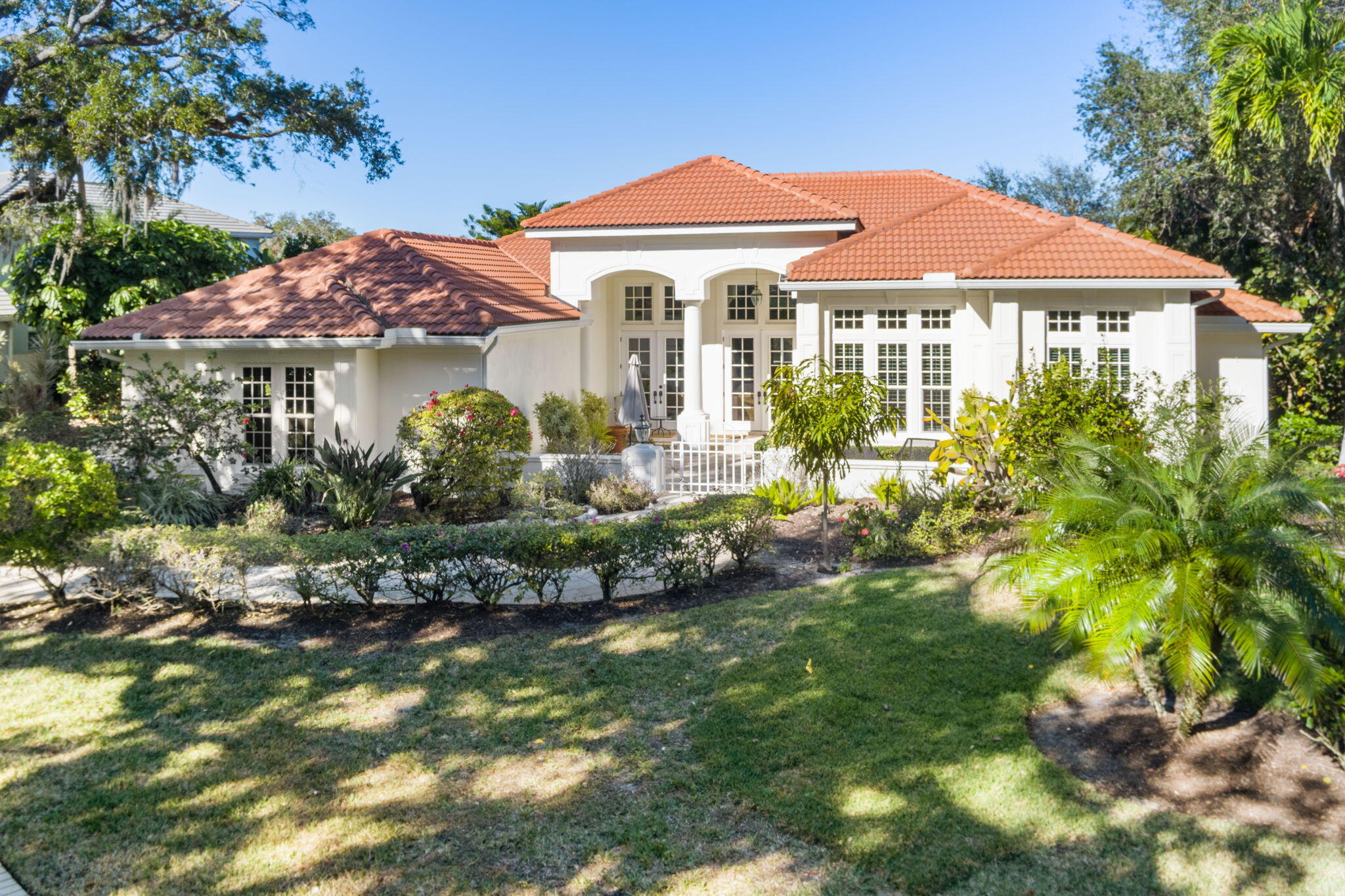 690 Marbrisa River Lane