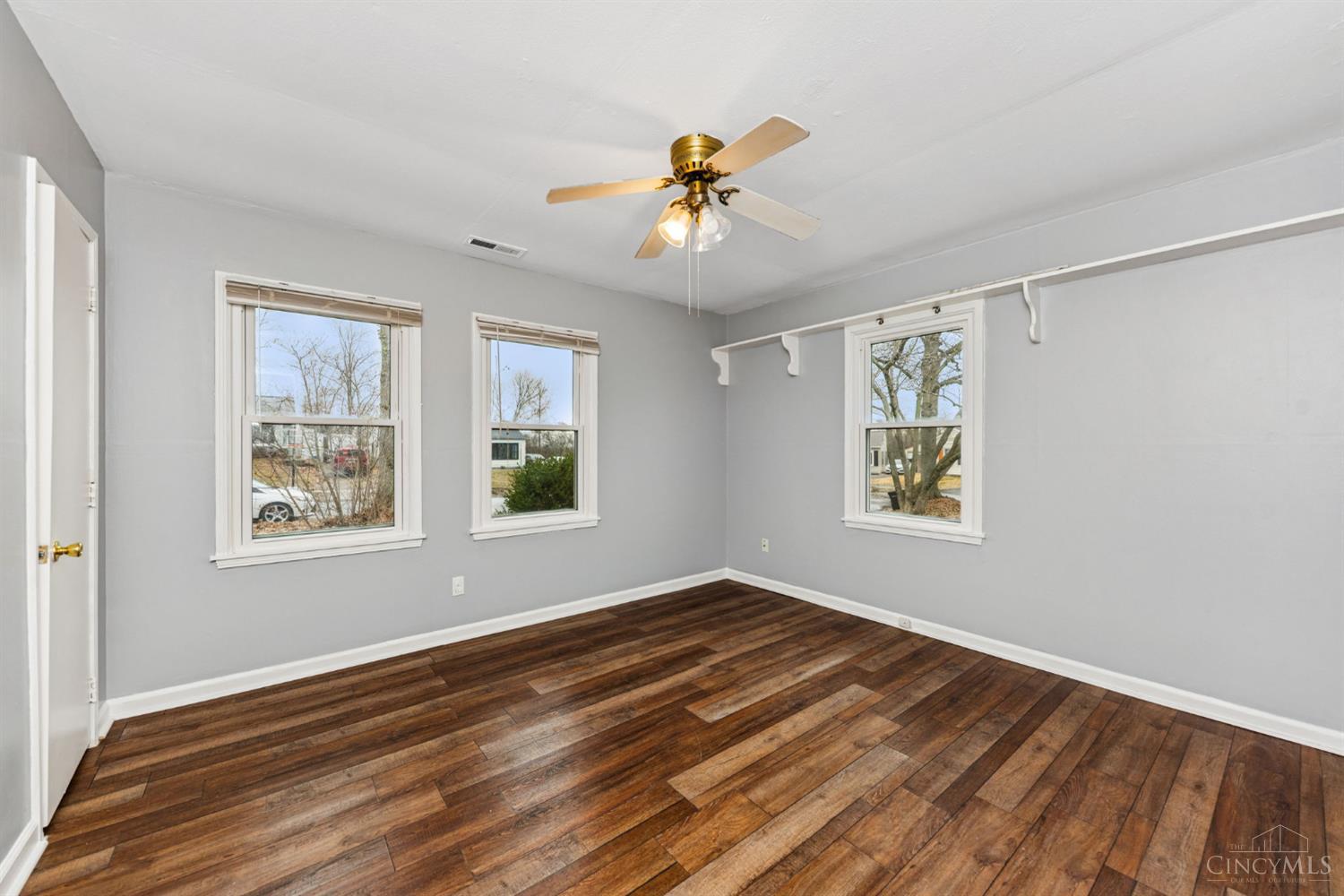 2412 Findlater Court