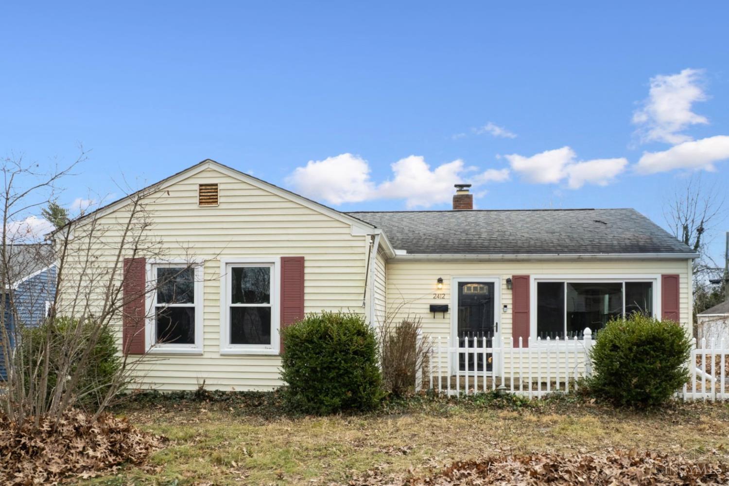 2412 Findlater Court