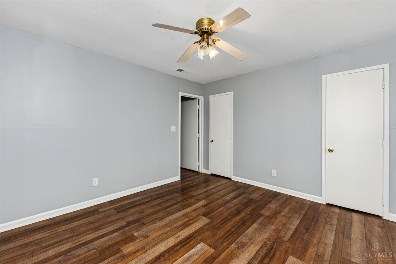 2412 Findlater Court