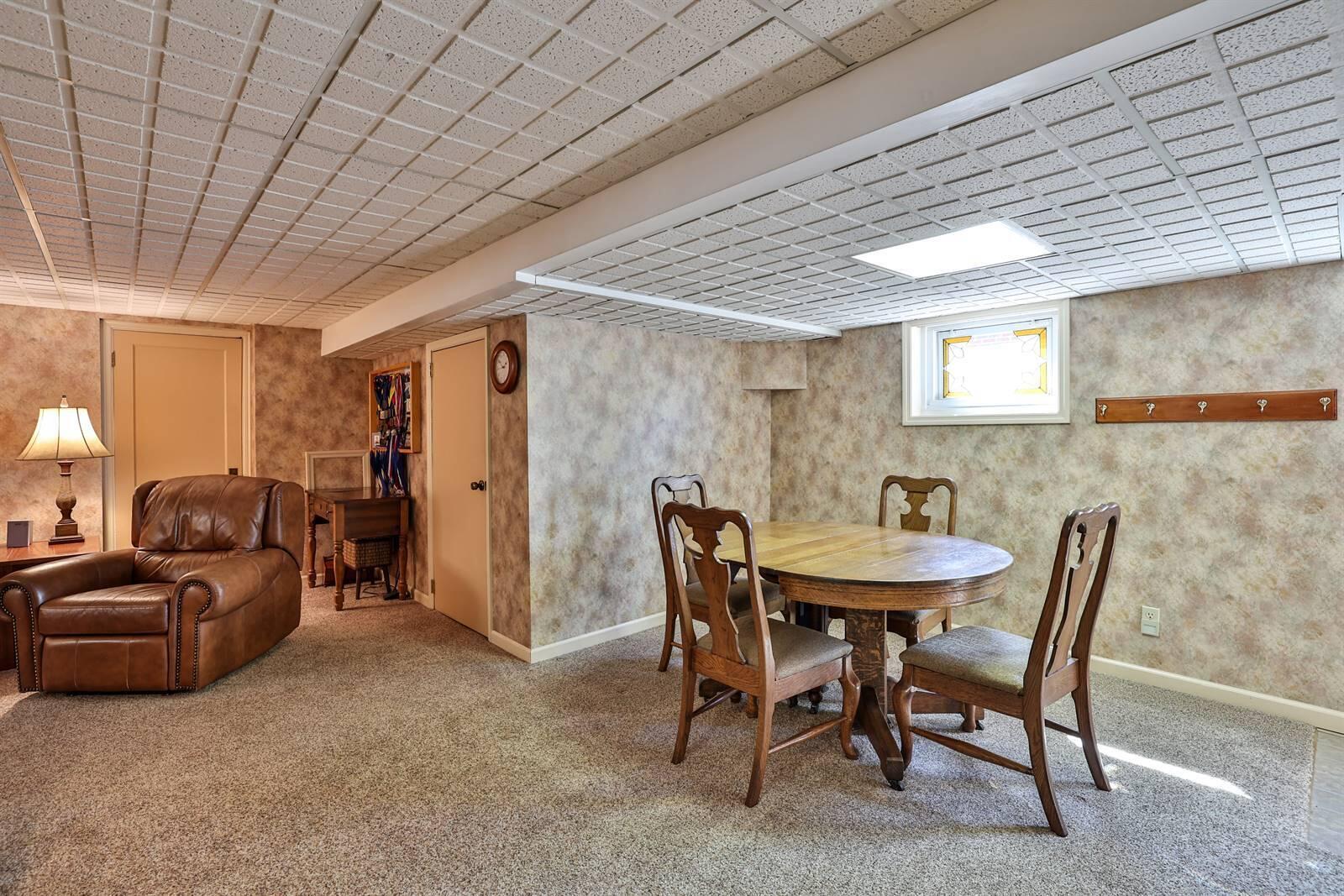 33 Overlook Drive