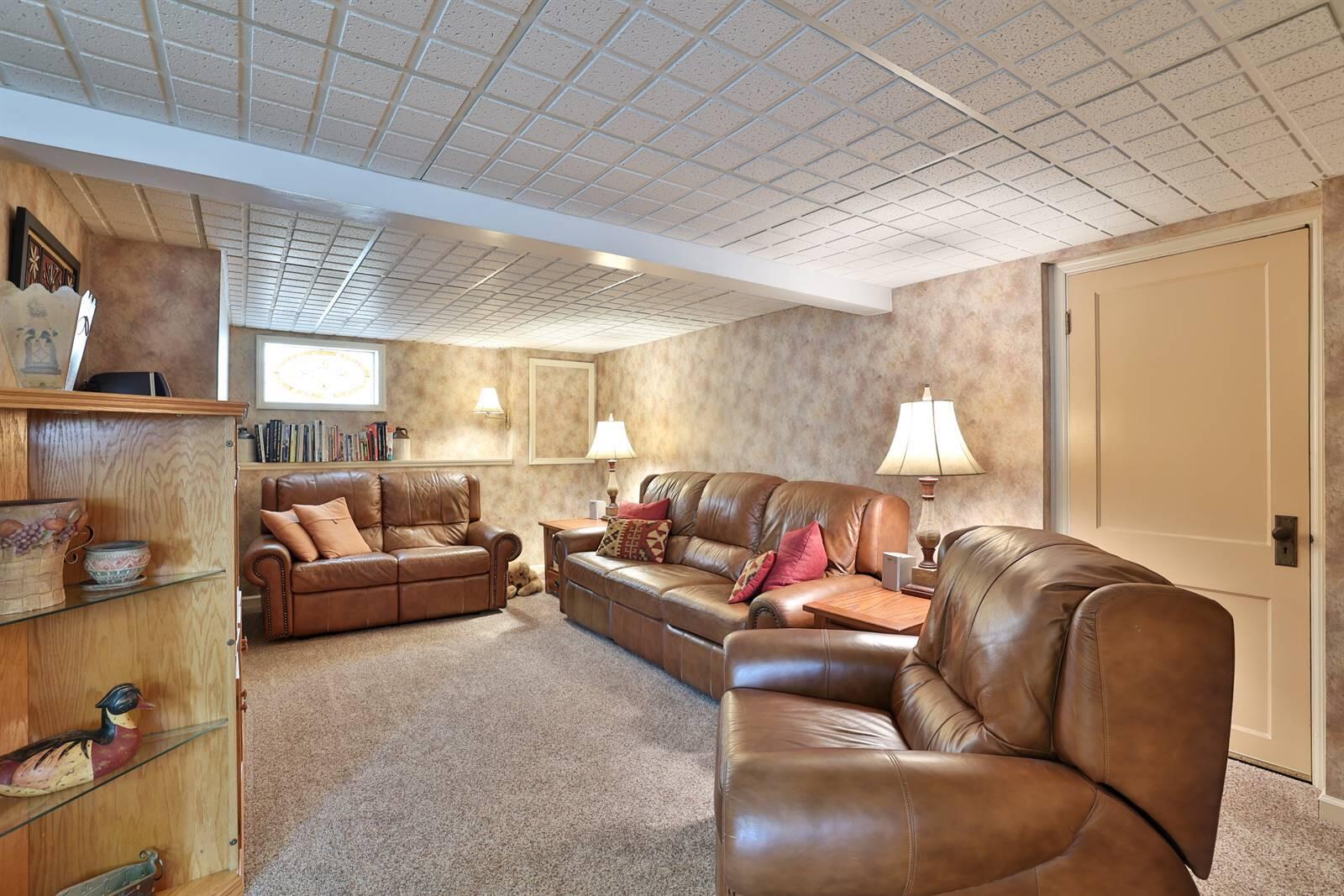 33 Overlook Drive