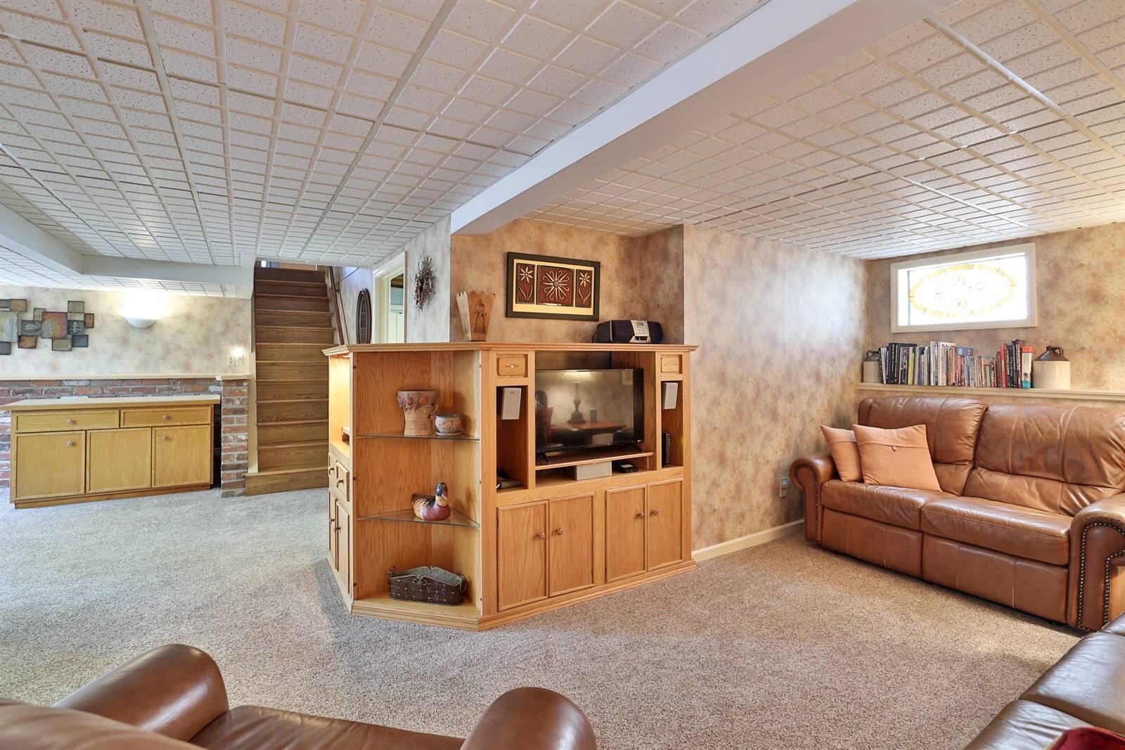 33 Overlook Drive