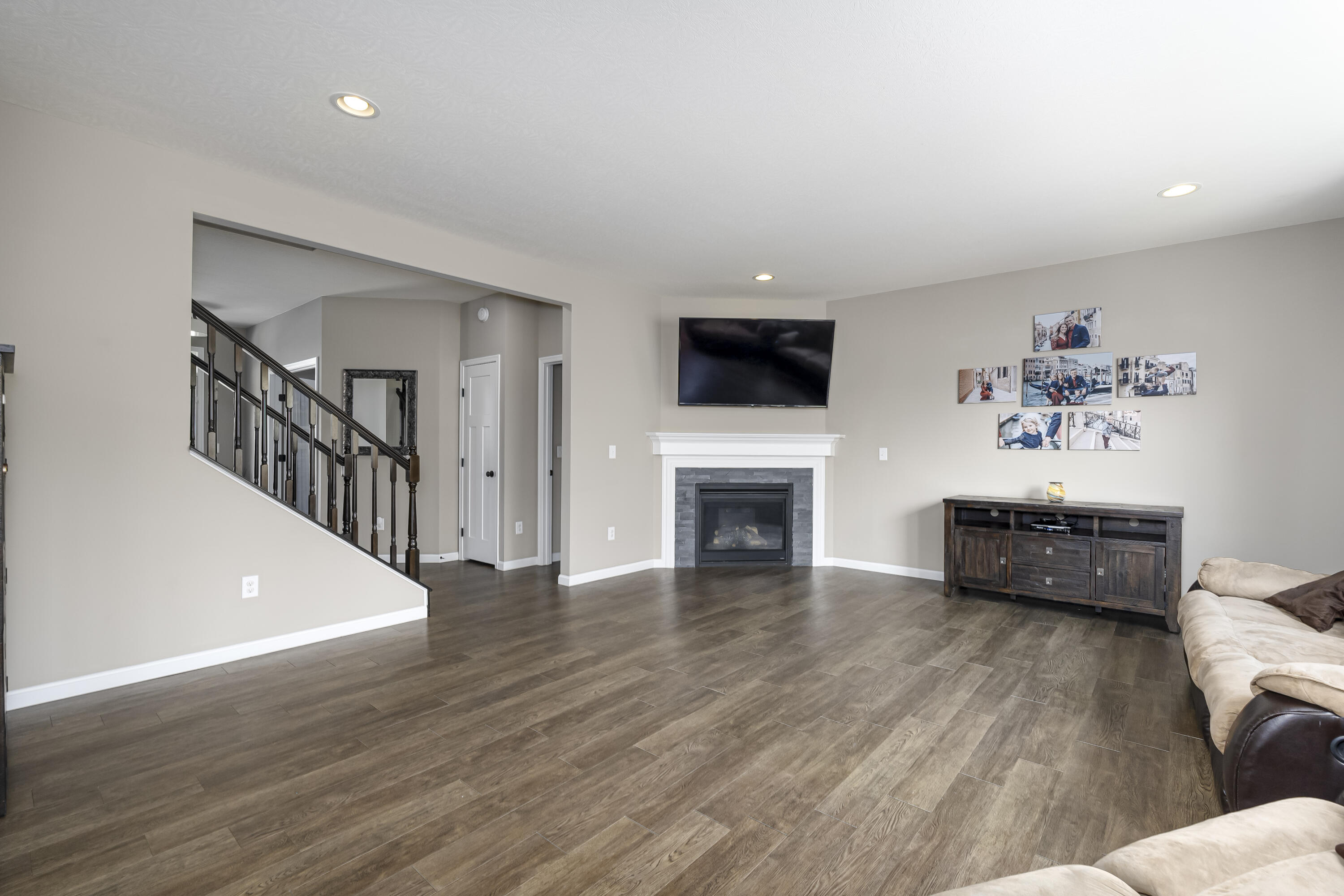 15000 Stable Wood Drive
