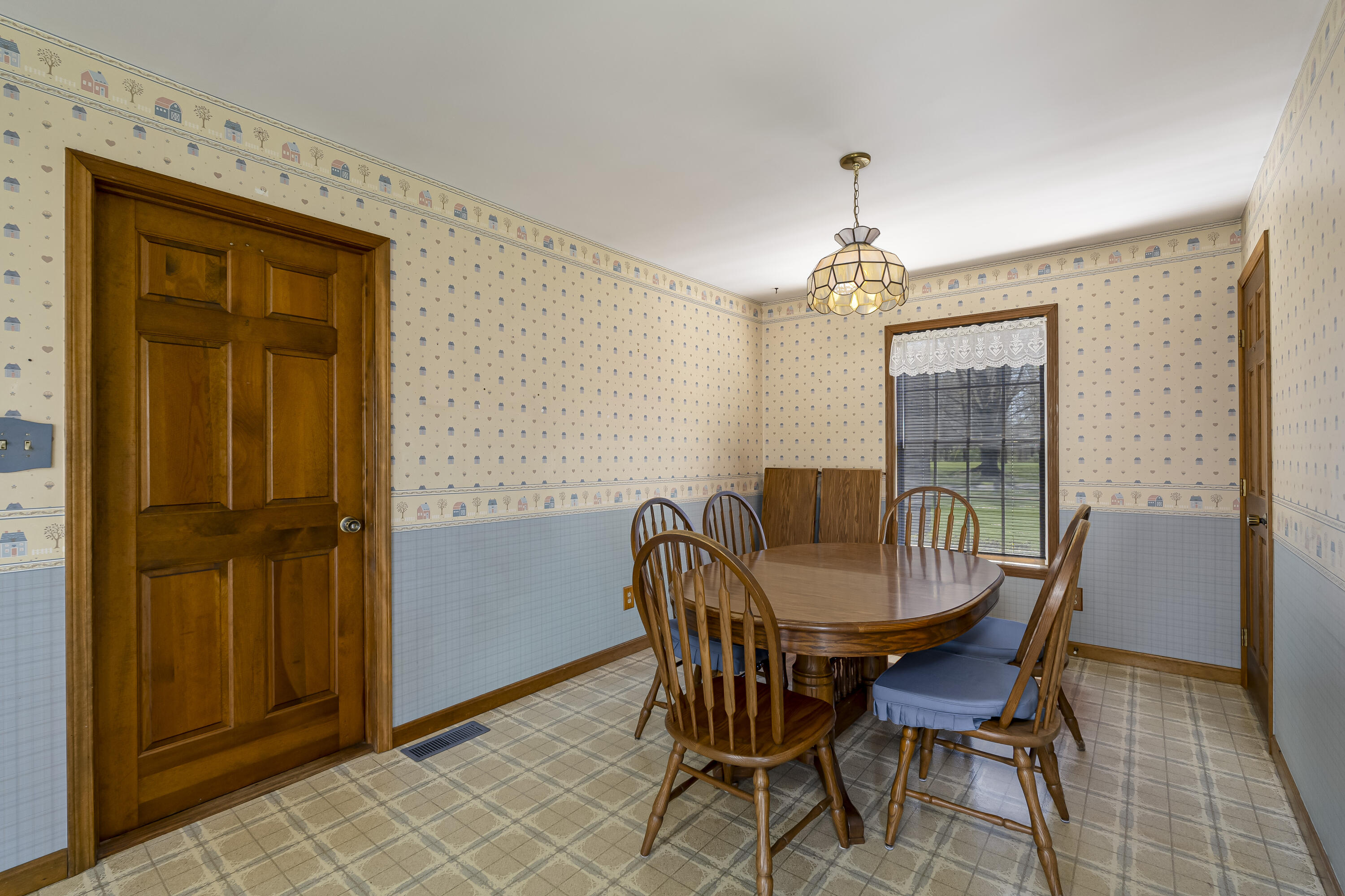 4452 Oliver Road