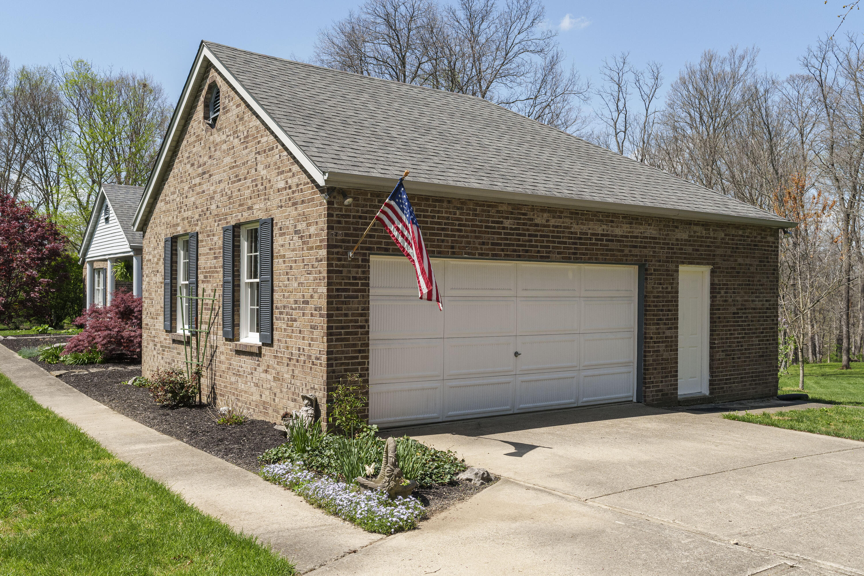4452 Oliver Road