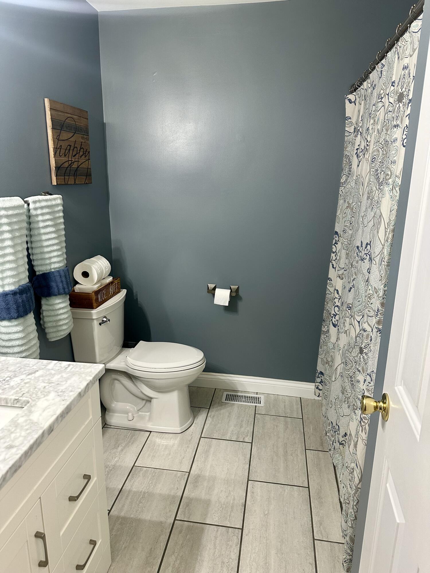 145 Langsdale Point