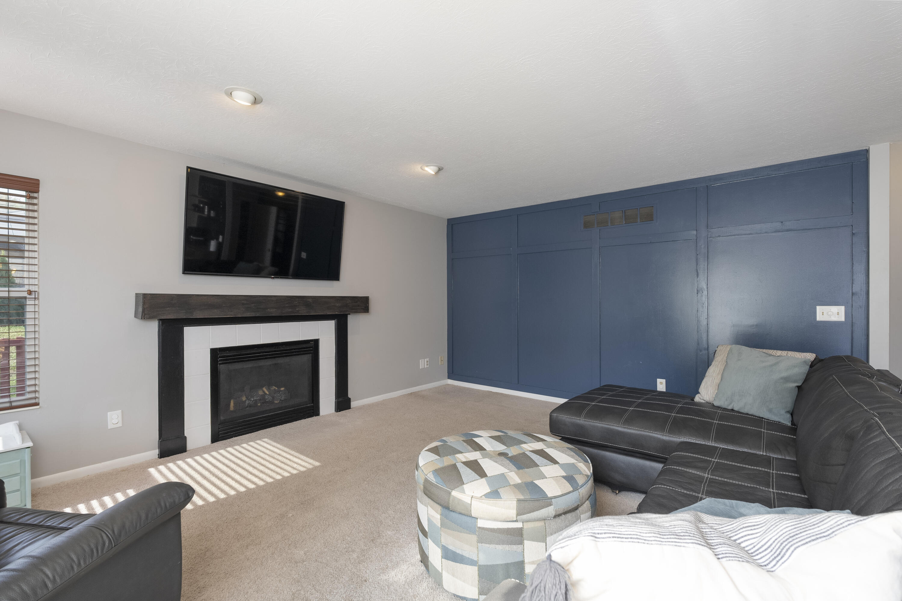 1499 Sequoia Drive