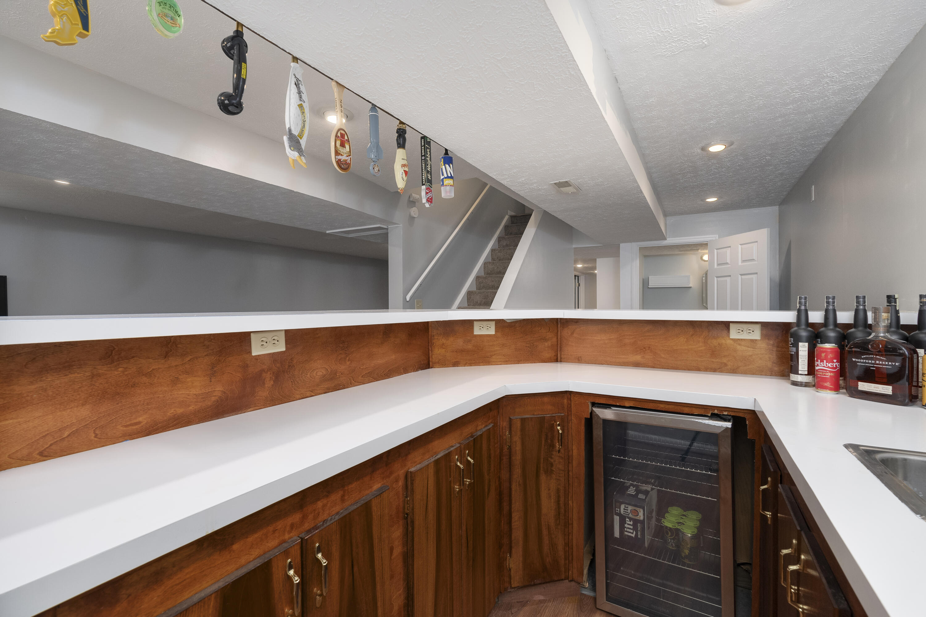 1499 Sequoia Drive