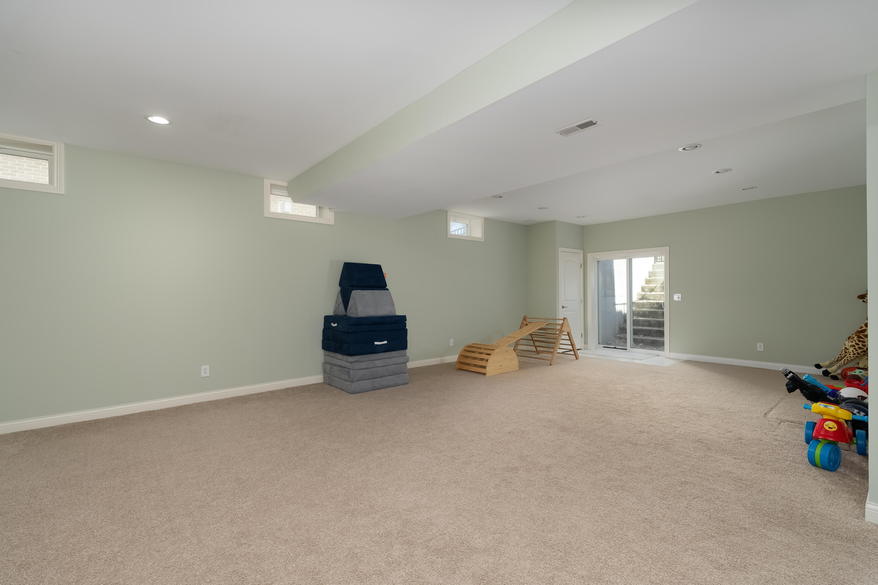 98 Casagrande Street